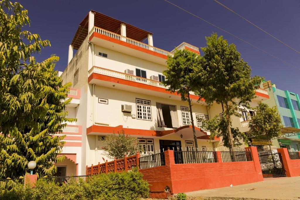 Tiger Safari Resort Sawai Madhopur Exterior photo